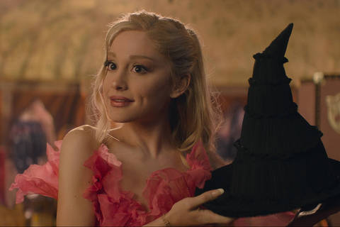 709bet.com - Ariana Granda is Glinda in WICKED, directed by Jon M. Chu